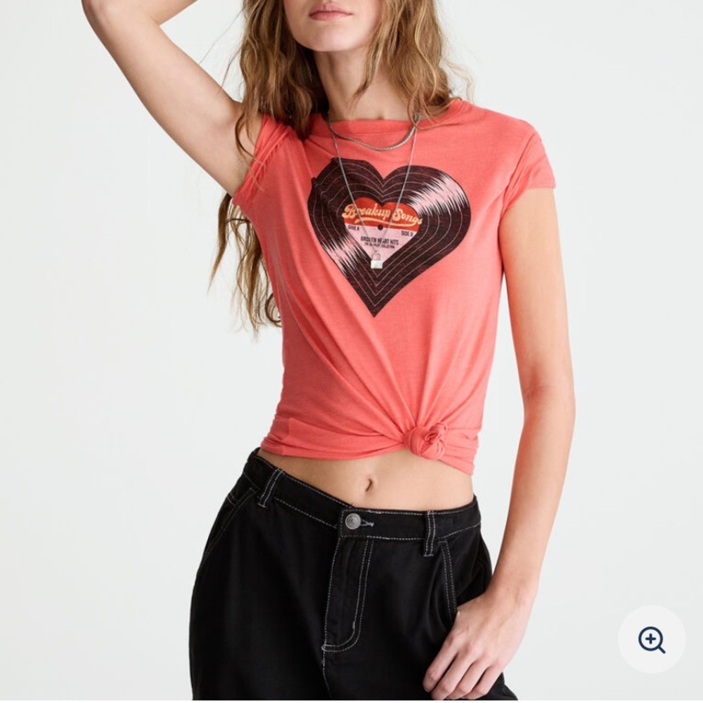 Aeropostale t shirt